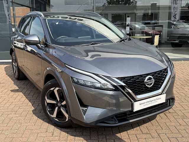 Nissan Qashqai 1.3 DiG-T MH N-Connecta 5dr