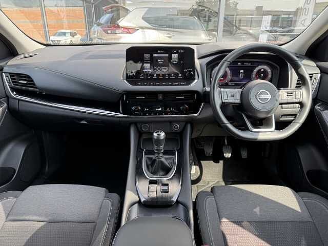Nissan Qashqai 1.3 DiG-T MH N-Connecta 5dr