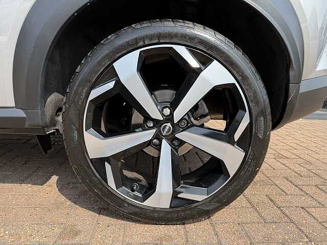 Nissan Juke 1.0 DiG-T 114 Tekna 5dr DCT