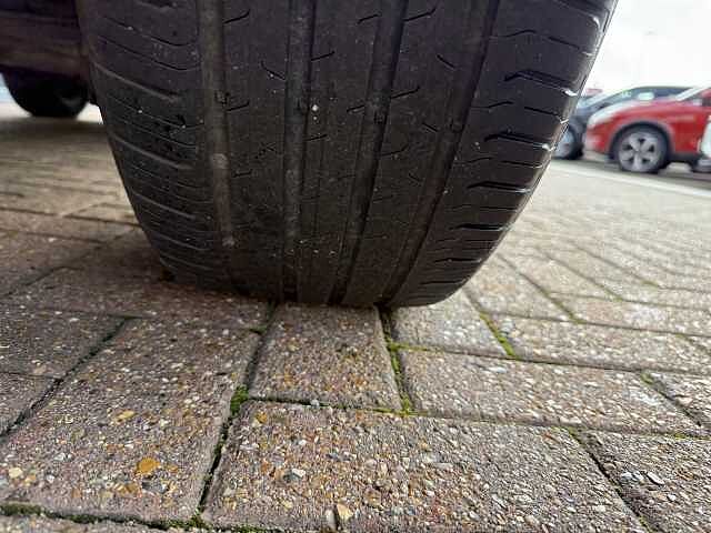 Nissan Qashqai 1.3 DiG-T MH 158 Tekna 5dr Xtronic