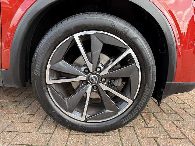 Nissan Qashqai 1.3 DiG-T MH 158 Tekna 5dr Xtronic