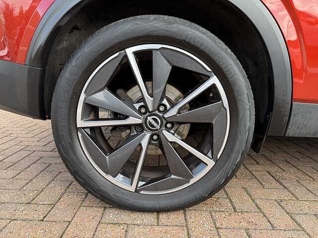 Nissan Qashqai 1.3 DiG-T MH 158 Tekna 5dr Xtronic