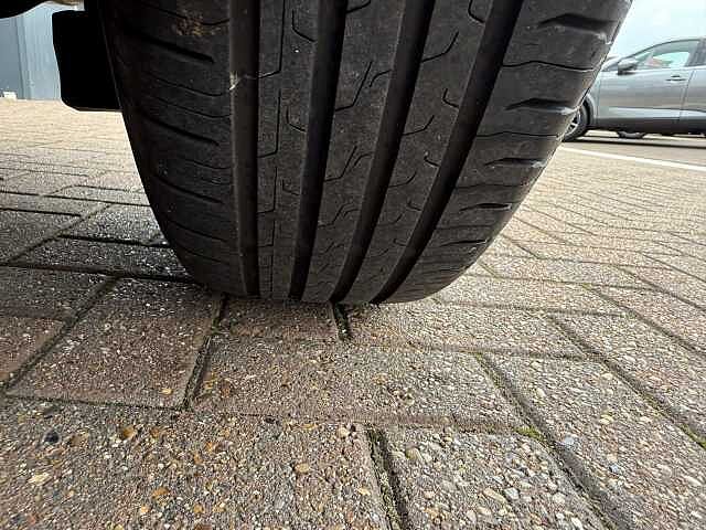 Nissan Qashqai 1.3 DiG-T MH 158 Acenta Premium 5dr Xtronic