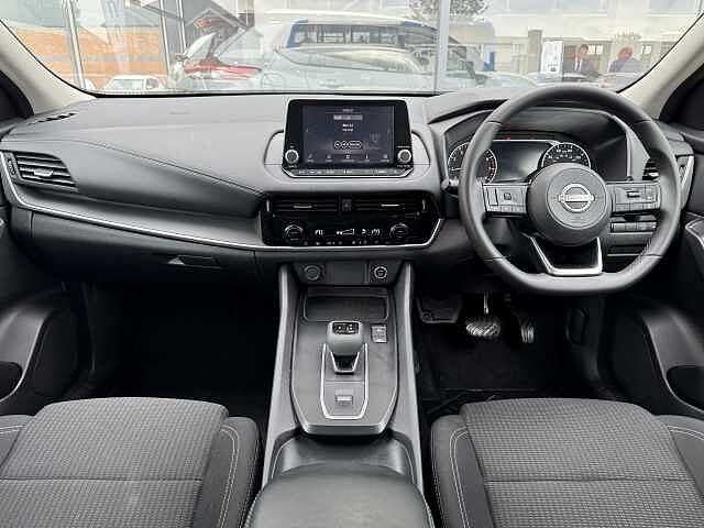 Nissan Qashqai 1.3 DiG-T MH 158 Acenta Premium 5dr Xtronic