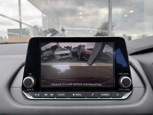 Nissan Qashqai 1.3 DiG-T MH 158 Acenta Premium 5dr Xtronic