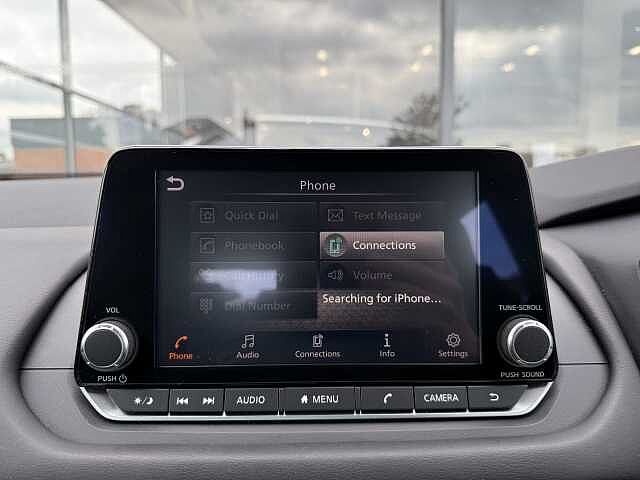 Nissan Qashqai 1.3 DiG-T MH 158 Acenta Premium 5dr Xtronic