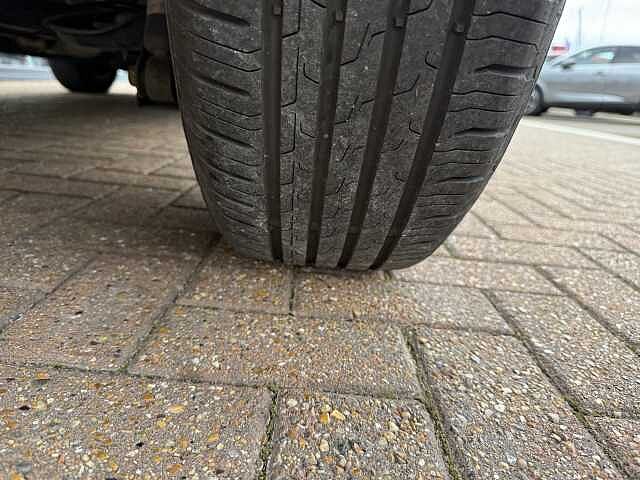 Nissan Qashqai 1.3 DiG-T MH 158 Acenta Premium 5dr Xtronic