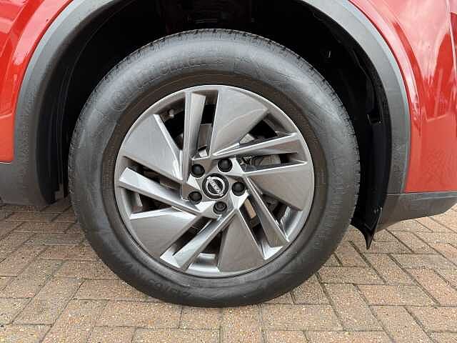 Nissan Qashqai 1.3 DiG-T MH 158 Acenta Premium 5dr Xtronic