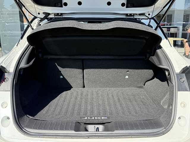 Nissan Juke 1.0 DiG-T 114 N-Connecta 5dr