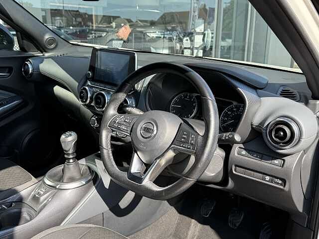Nissan Juke 1.0 DiG-T 114 N-Connecta 5dr