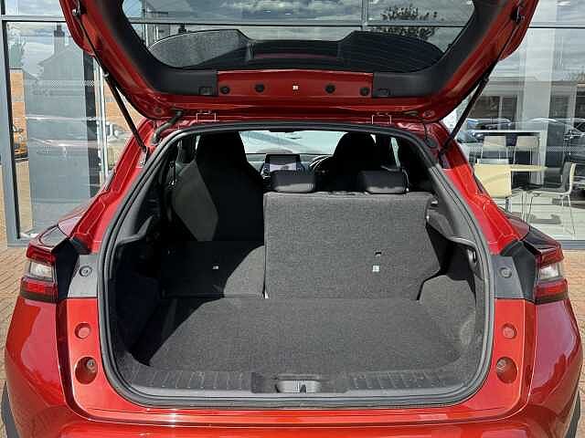 Nissan Juke 1.0 DiG-T 114 N-Connecta 5dr DCT