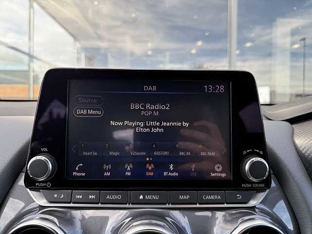 Nissan Juke 1.0 DiG-T 114 N-Connecta 5dr DCT