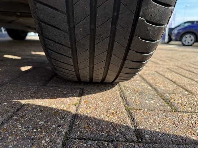 Nissan Juke 1.0 DiG-T 114 N-Connecta 5dr DCT