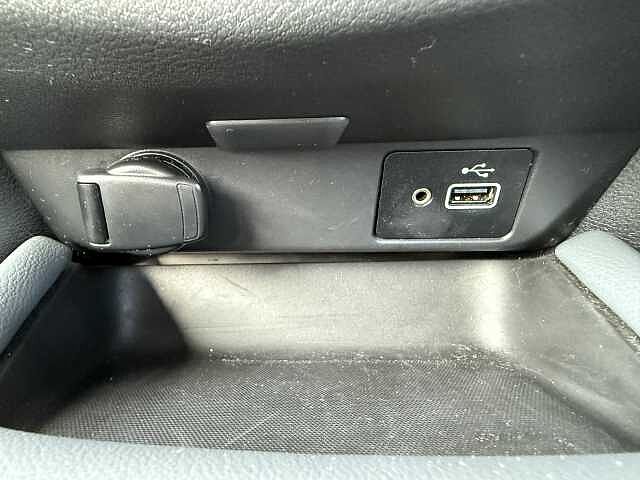 Nissan Juke 1.0 DiG-T 114 N-Connecta 5dr DCT