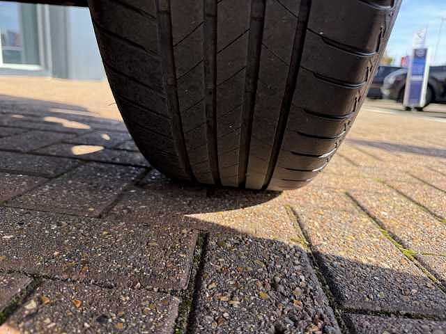 Nissan Juke 1.0 DiG-T 114 N-Connecta 5dr DCT