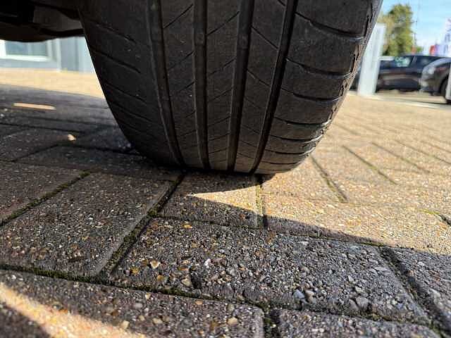 Nissan Juke 1.0 DiG-T 114 N-Connecta 5dr DCT