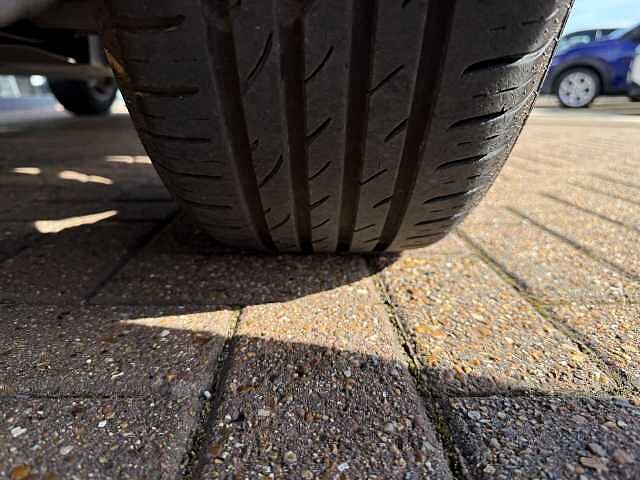 Nissan Juke 1.0 DiG-T 114 N-Connecta 5dr DCT