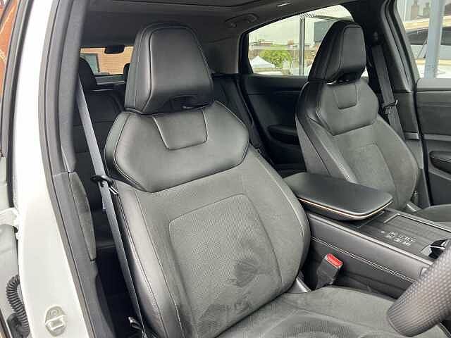 Nissan Ariya Evolve e-4ORCE (225kw)