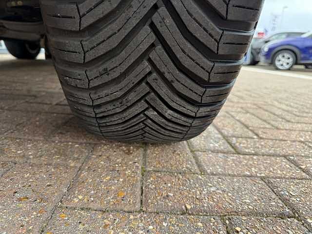 Nissan Qashqai 1.3 DiG-T MH Tekna 5dr