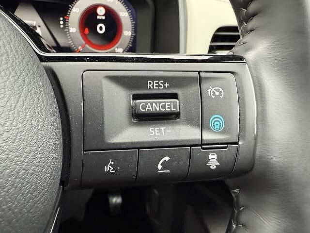 Nissan Qashqai 1.3 DiG-T MH Tekna 5dr