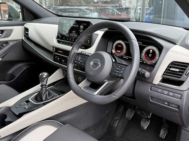 Nissan Qashqai 1.3 DiG-T MH Tekna 5dr