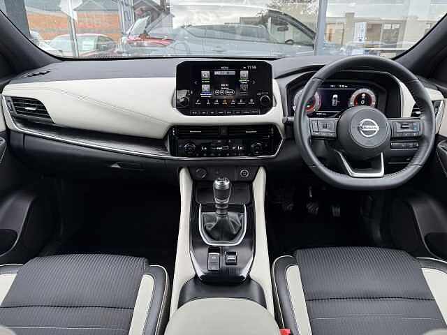 Nissan Qashqai 1.3 DiG-T MH Tekna 5dr