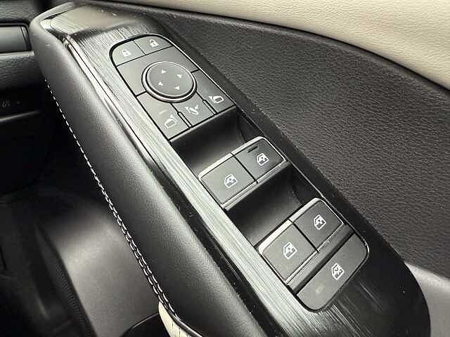 Nissan Qashqai 1.3 DiG-T MH Tekna 5dr