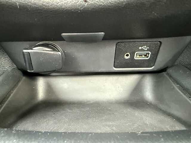 Nissan Juke 1.0 DiG-T 114 N-Connecta 5dr DCT