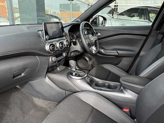 Nissan Juke 1.0 DiG-T 114 N-Connecta 5dr DCT