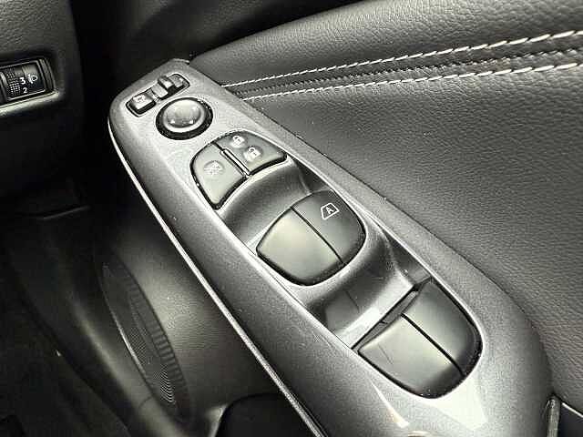 Nissan Juke 1.0 DiG-T 114 N-Connecta 5dr DCT