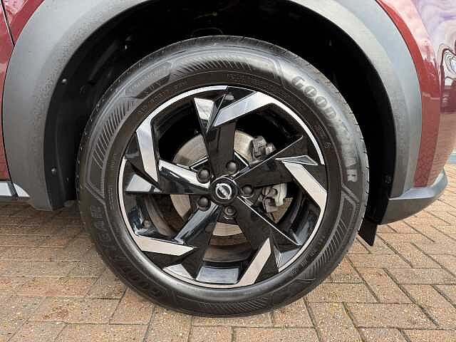 Nissan Juke 1.0 DiG-T 114 N-Connecta 5dr DCT