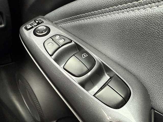 Nissan Juke 1.0 DiG-T 114 N-Connecta 5dr