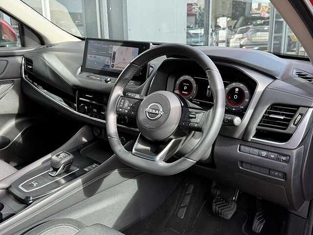Nissan Qashqai 1.3 DiG-T MH 158 N-Connecta 5dr Xtronic