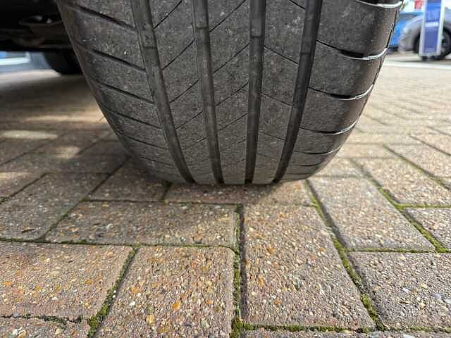 Nissan Qashqai 1.3 DiG-T MH 158 N-Connecta 5dr Xtronic