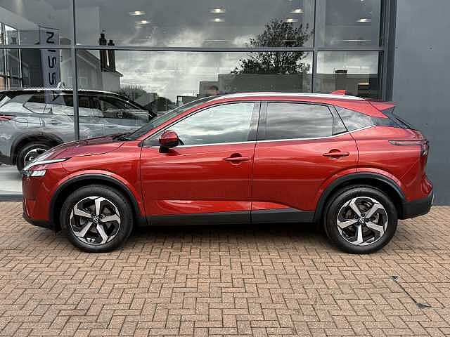 Nissan Qashqai 1.3 DiG-T MH 158 N-Connecta 5dr Xtronic