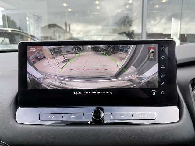 Nissan Qashqai 1.3 DiG-T MH 158 N-Connecta 5dr Xtronic