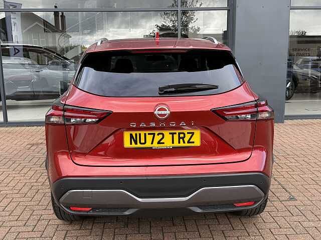 Nissan Qashqai 1.3 DiG-T MH 158 N-Connecta 5dr Xtronic