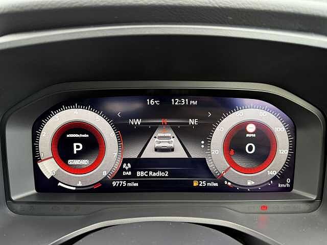 Nissan Qashqai 1.3 DiG-T MH 158 N-Connecta 5dr Xtronic