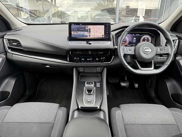 Nissan Qashqai 1.3 DiG-T MH 158 N-Connecta 5dr Xtronic