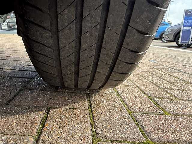 Nissan Qashqai 1.3 DiG-T MH 158 N-Connecta 5dr Xtronic