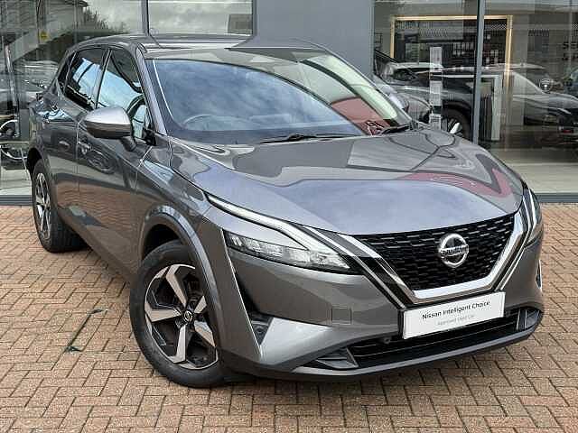 Nissan Qashqai 1.3 DiG-T MH N-Connecta 5dr