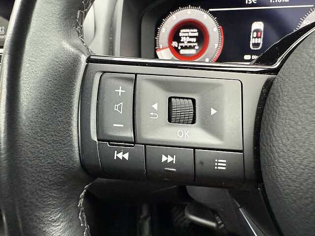 Nissan Qashqai 1.3 DiG-T MH N-Connecta 5dr