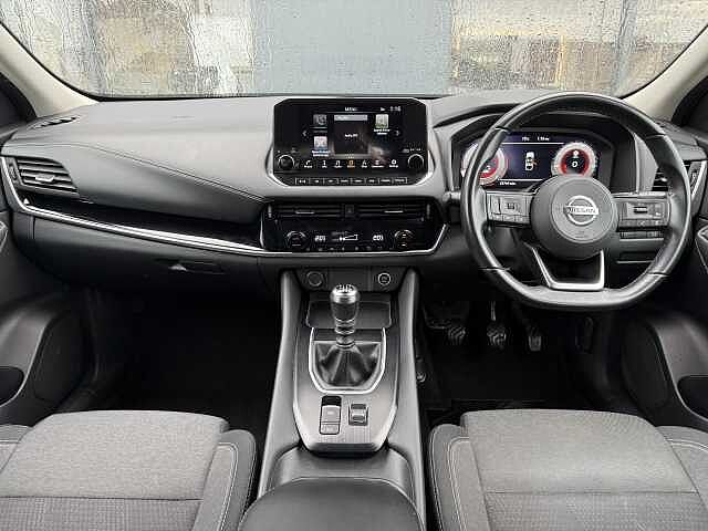 Nissan Qashqai 1.3 DiG-T MH N-Connecta 5dr