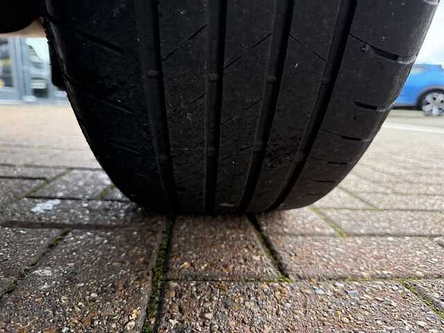 Nissan Qashqai 1.3 DiG-T MH N-Connecta 5dr