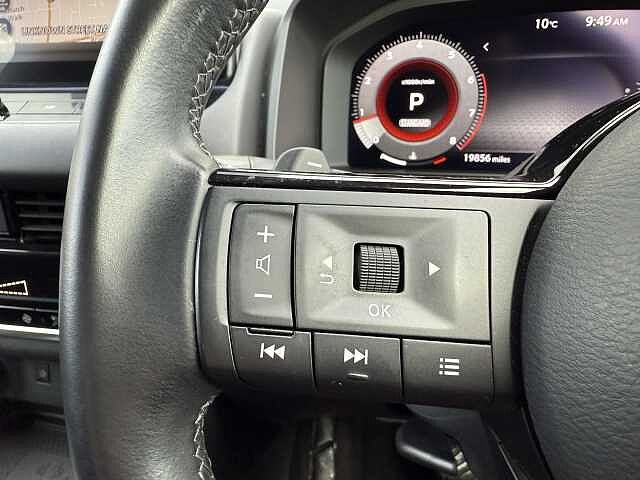 Nissan Qashqai 1.3 DiG-T MH 158 N-Connecta 5dr Xtronic