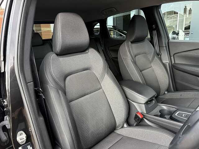 Nissan Qashqai 1.3 DiG-T MH 158 N-Connecta 5dr Xtronic