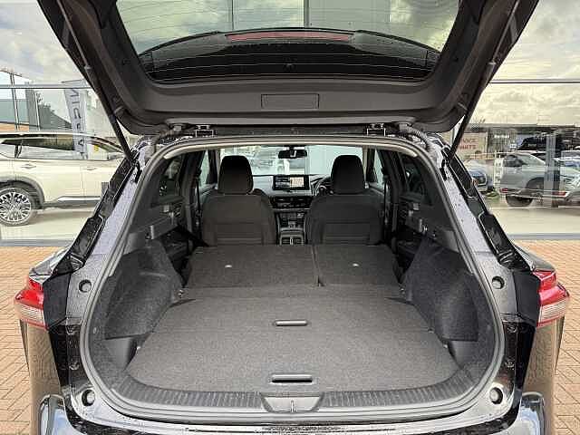 Nissan Qashqai 1.3 DiG-T MH 158 N-Connecta 5dr Xtronic