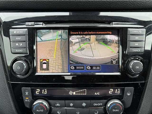 Nissan Qashqai 1.7 dCi N-Connecta 5dr