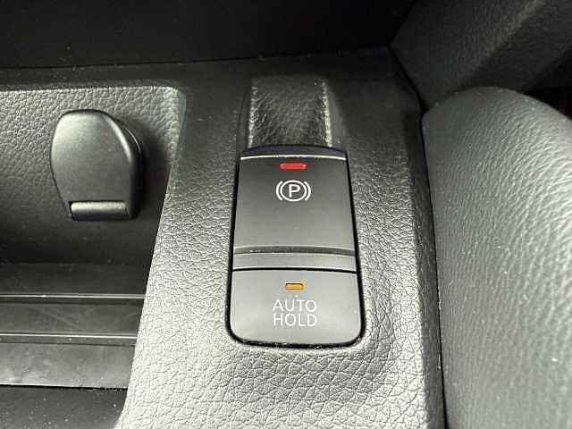 Nissan Qashqai 1.7 dCi N-Connecta 5dr