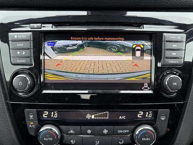 Nissan Qashqai 1.7 dCi N-Connecta 5dr